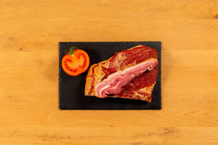 Geräucherter durchwachsener Speck